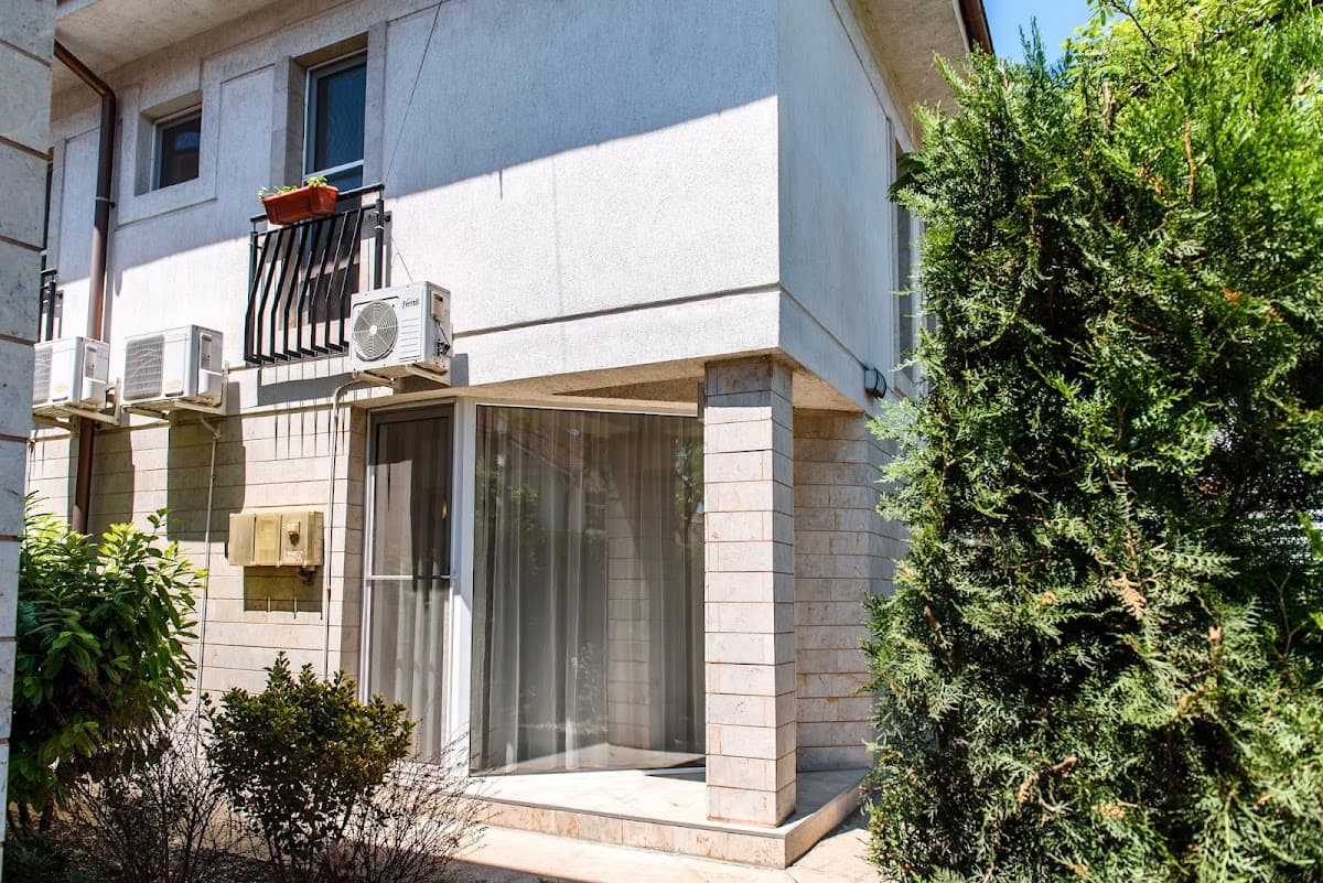 Emma & Armin Apartments & Garden