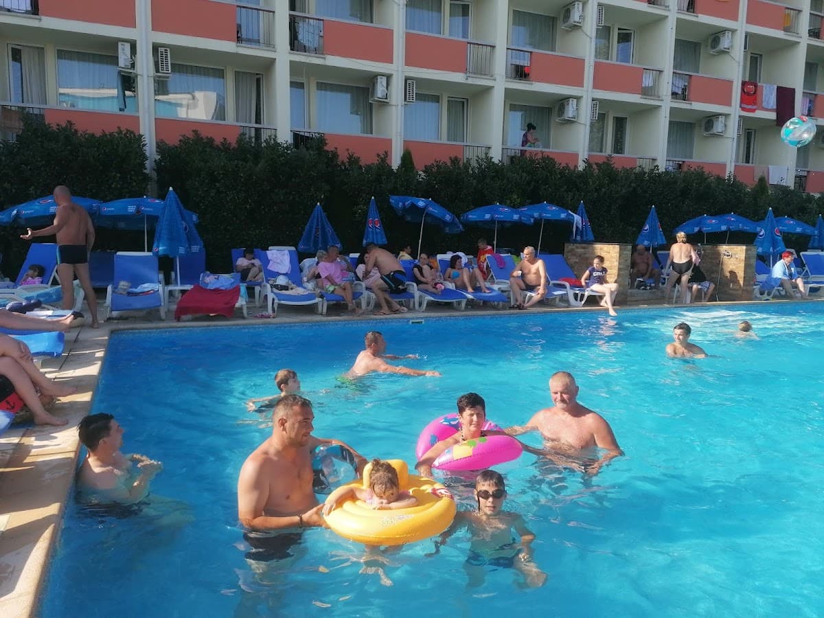 Hotel Ovicris Selena 2 stele 3