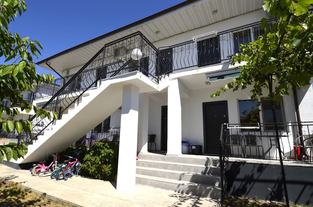 La Tortuga Hostel 3 stele