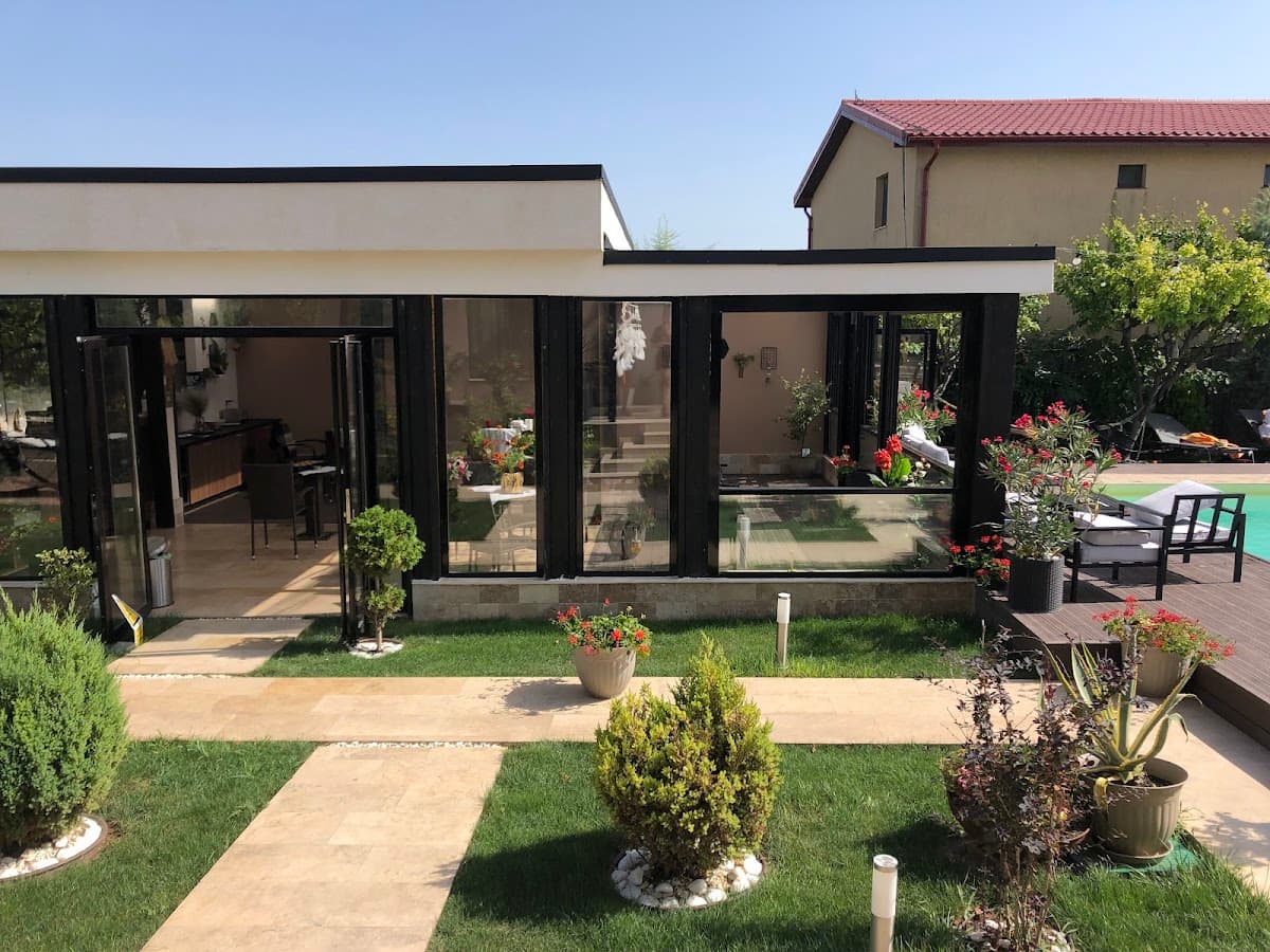 Mamaia Moments Villa