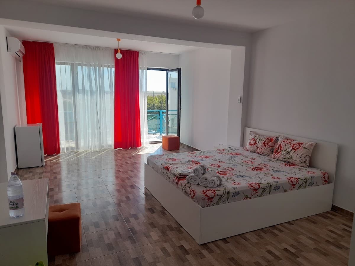 Pensiunea Golful Lebedelor 2