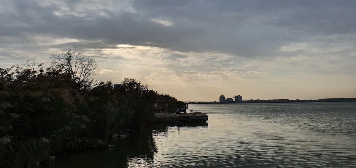 Pescuit Lacul Corbu 3