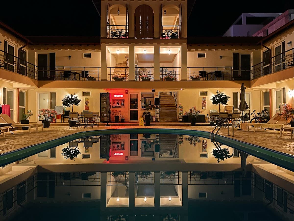 SC Havana Long Beach SRL