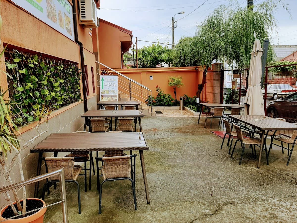 Vila Min / Restaurant autoservire / pizzerie