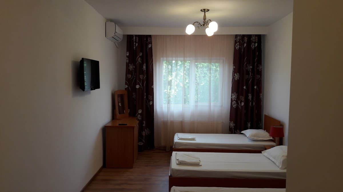 Vila Select - cazare Techirghiol 2