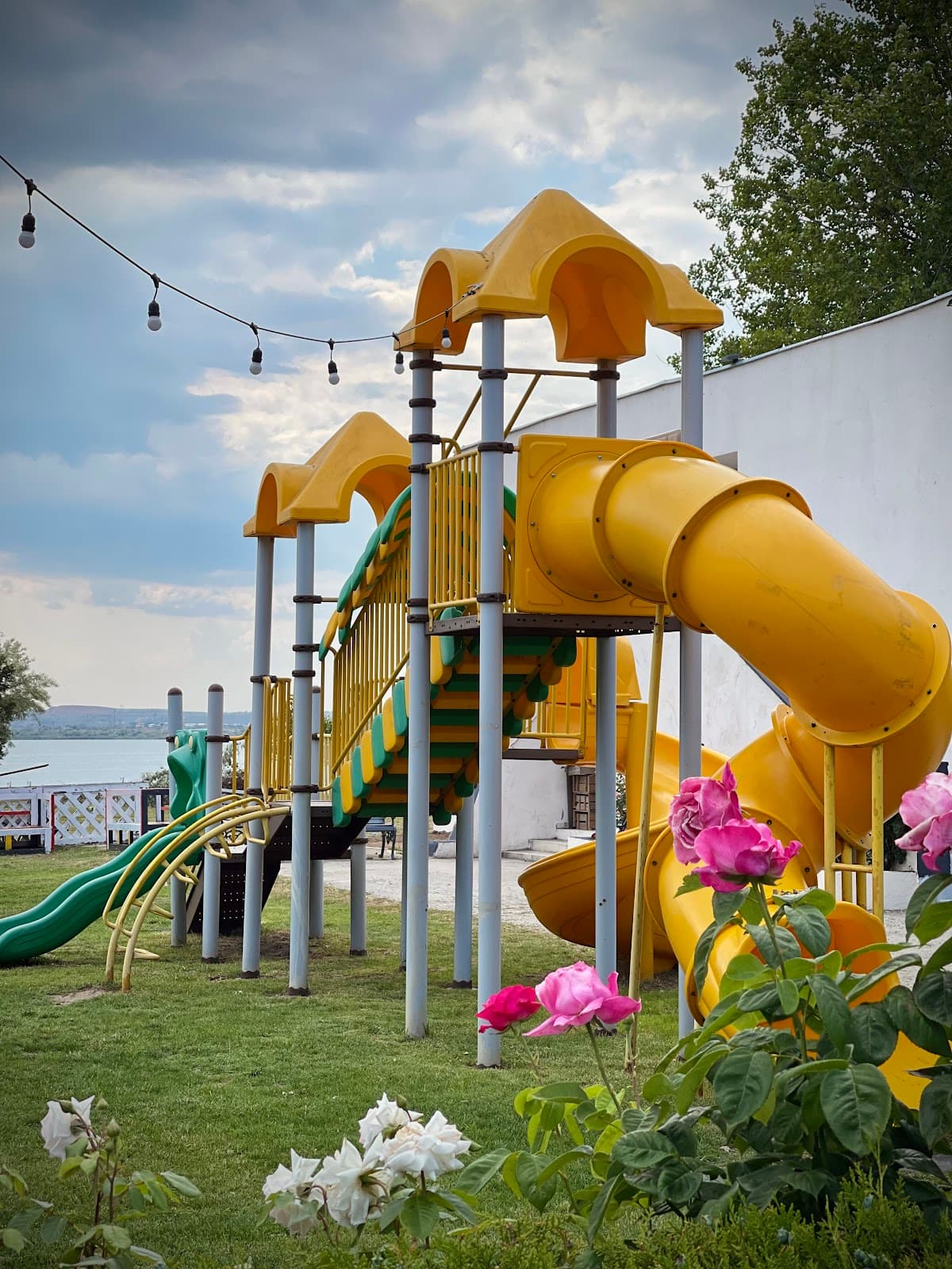 Voila Holiday Mamaia