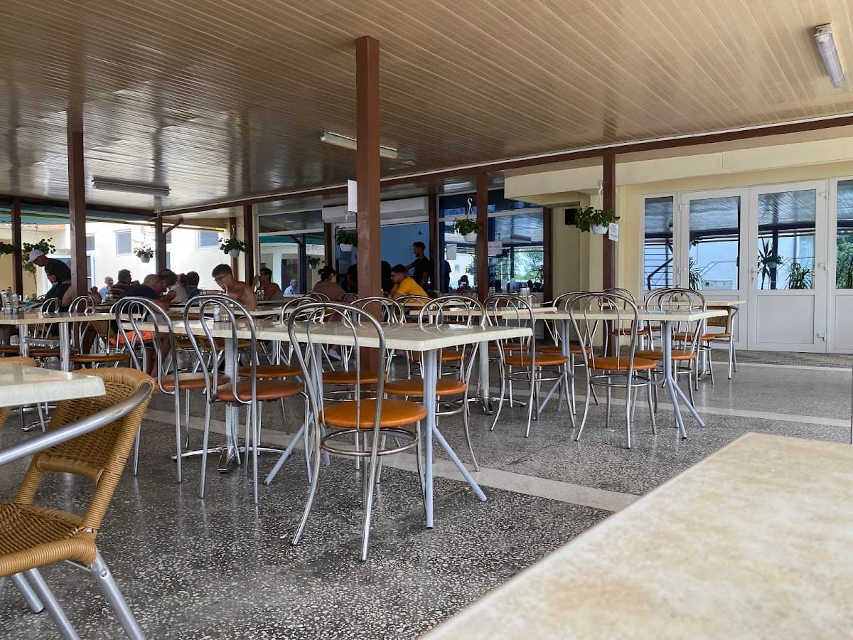 Autoservire Deniss Saturn 3