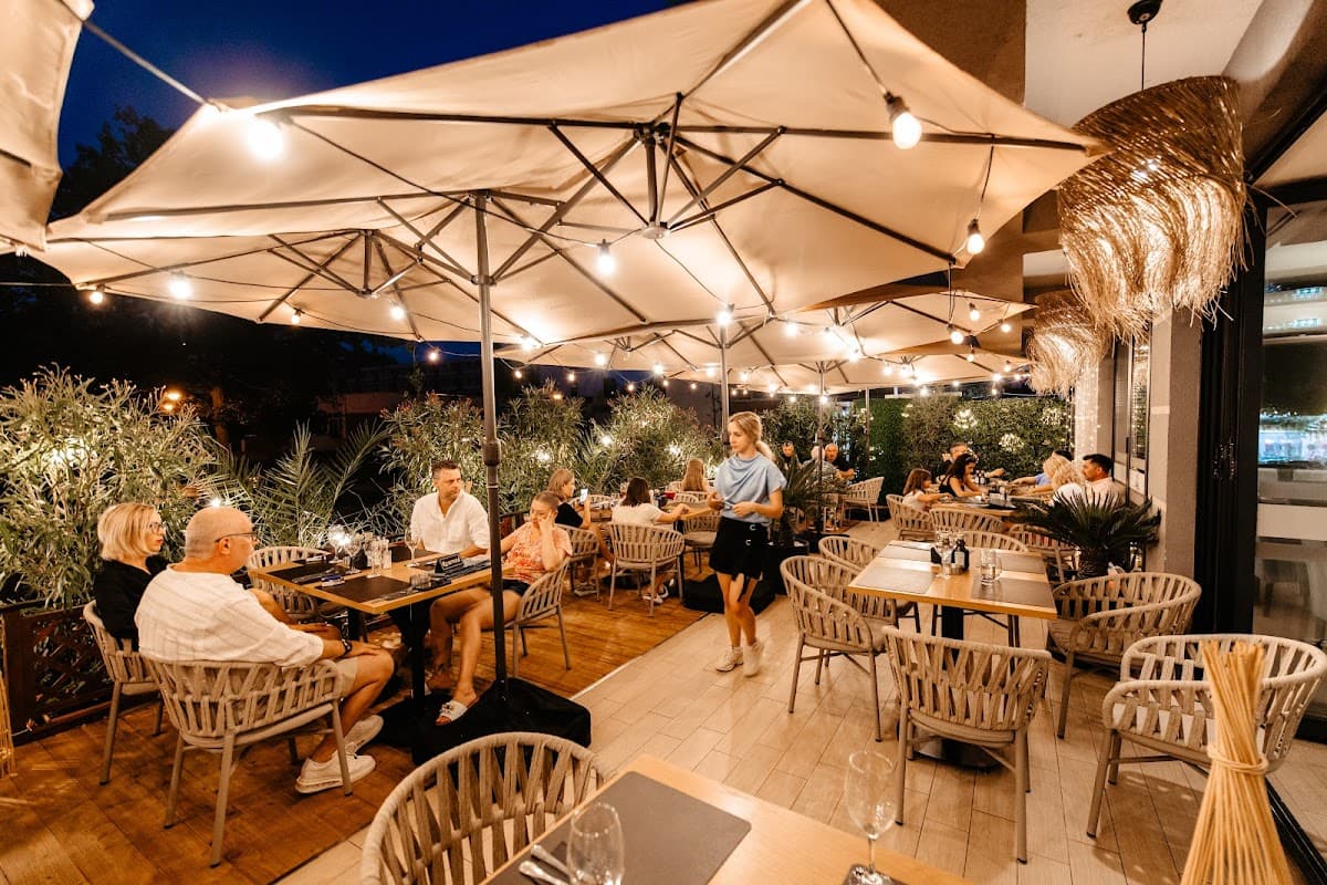 Blue by Milano - Mamaia