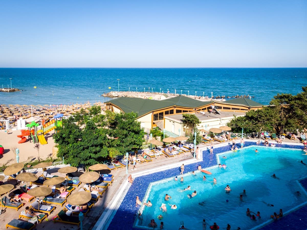 Phoenicia Blue View Resort 3