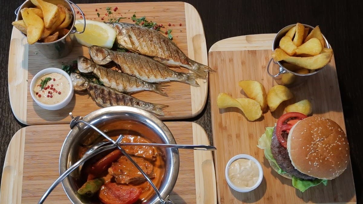 Restaurant Pescăresc Între Ape 2