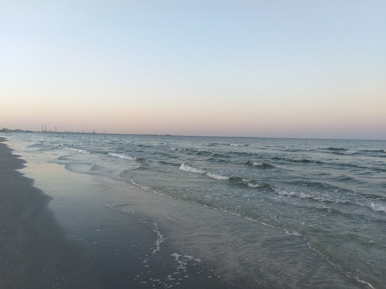 Cum ajungi pe litoral din București, Cluj, Iași — ghid transport 2026