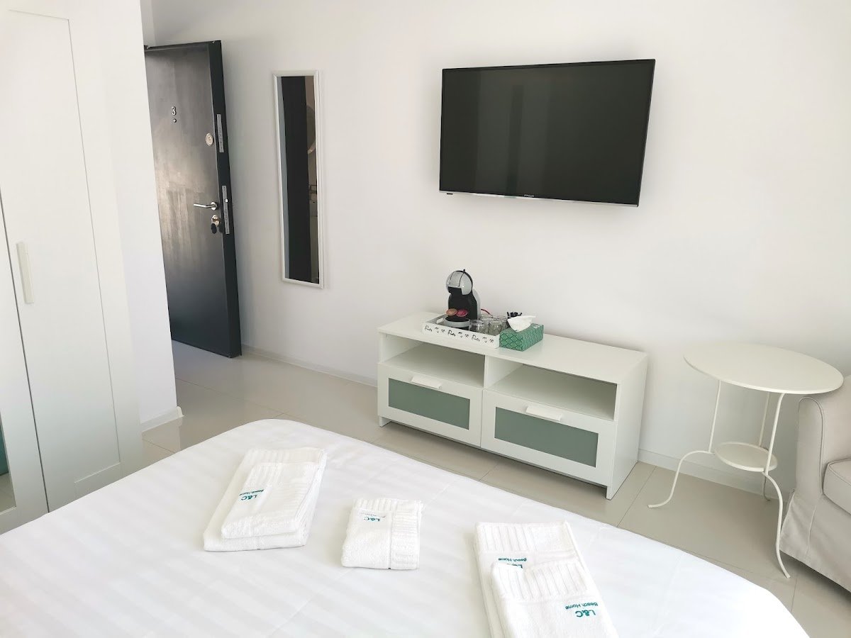 Beach Rooms 3