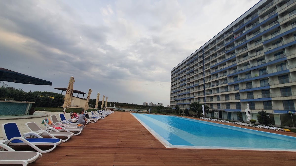 Blaxy Residence