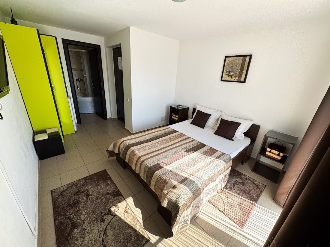 Casa Alex 2