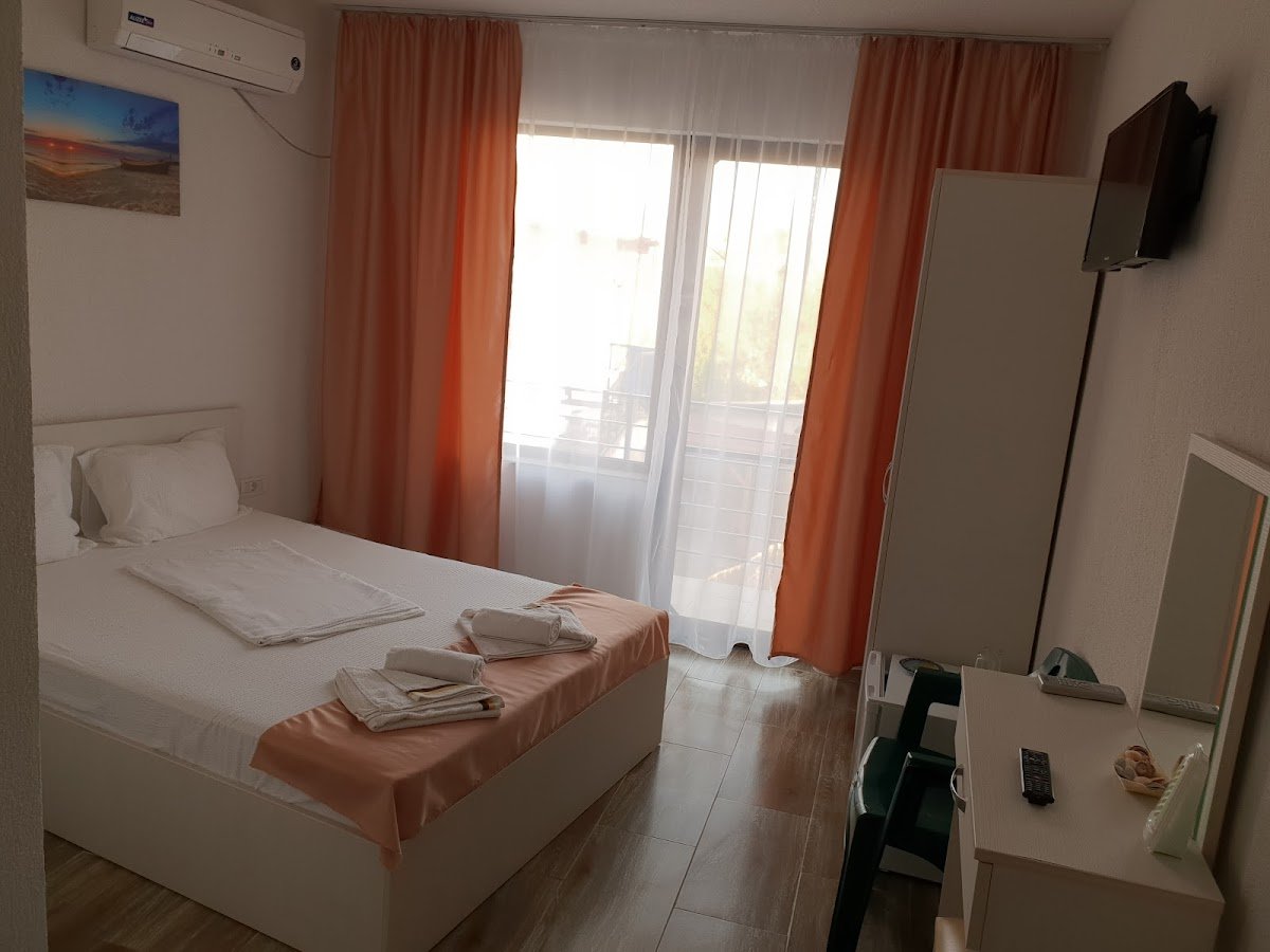 Casa Lacul Magic 3