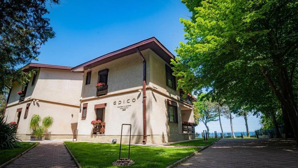EPICO Seafront & Garden Apartments 2