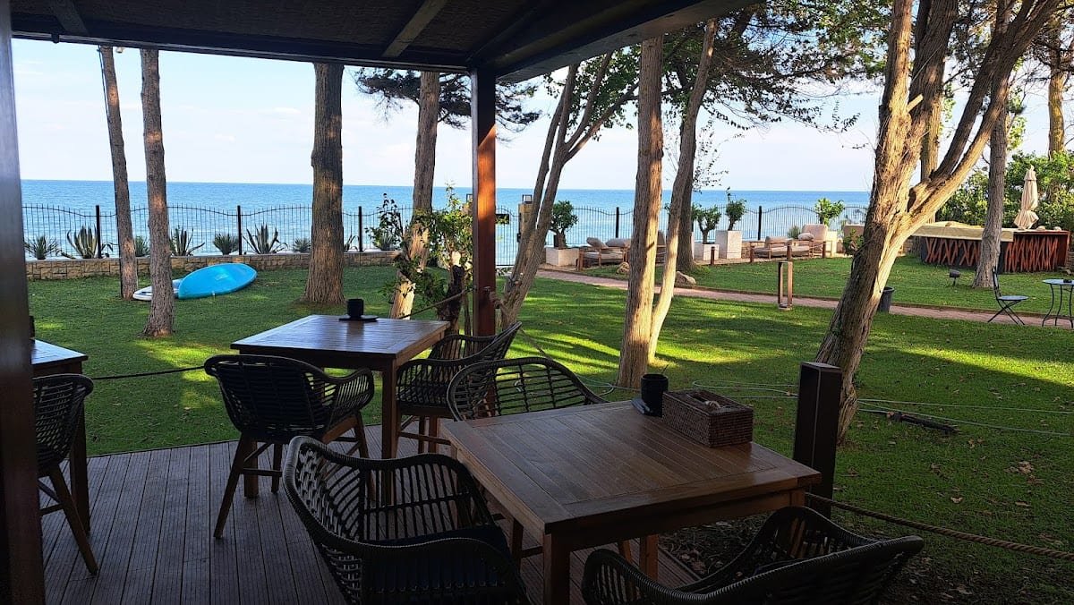 EPICO Seafront & Garden Apartments 3