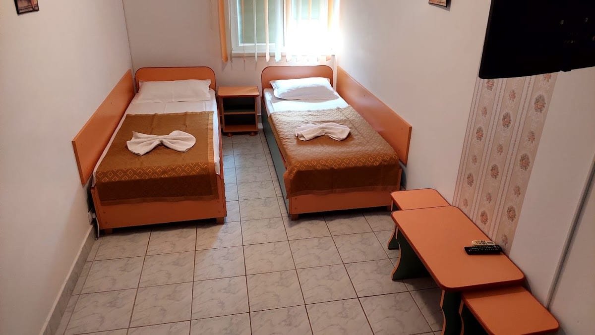 Hostel Atlantic 1 3