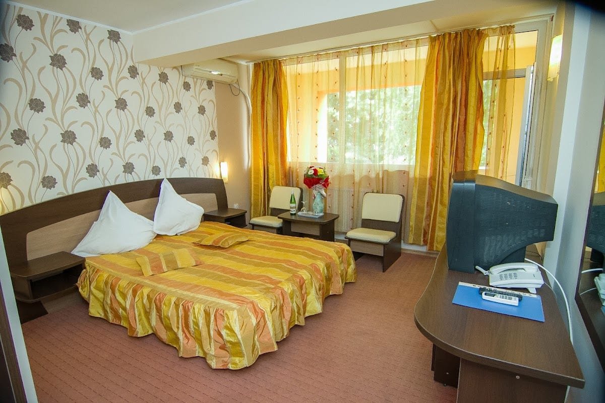 Hotel adria din Saturn 3