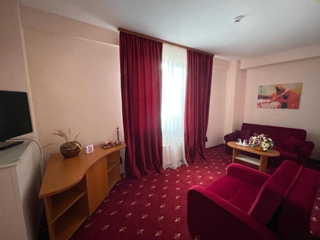 Hotel Class 3