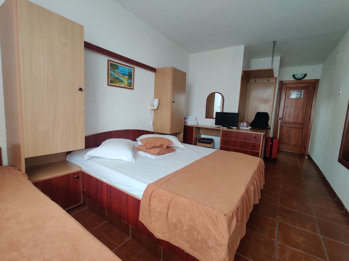 Hotel Delta 2