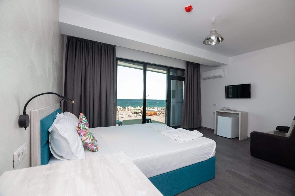 Hotel H 2