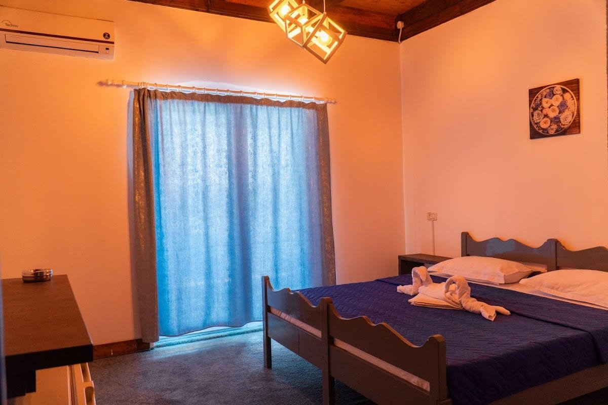 HOTEL Km 0 2