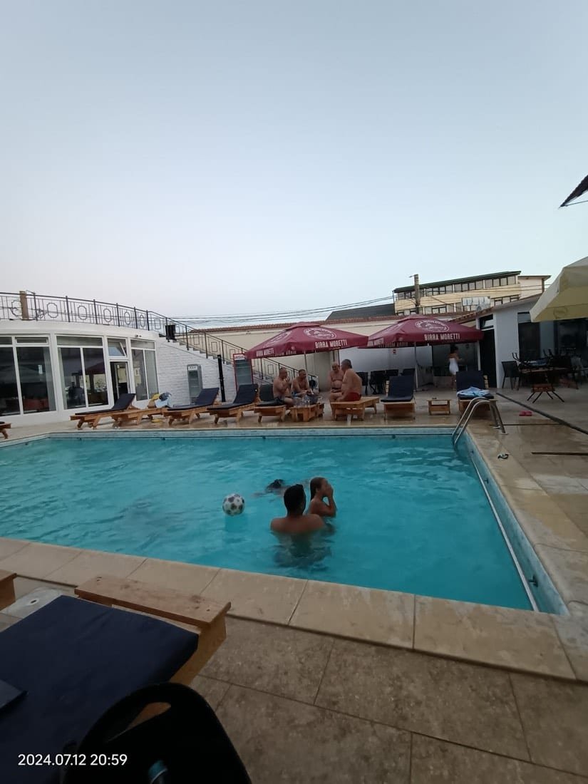 HOTEL Km 0 3