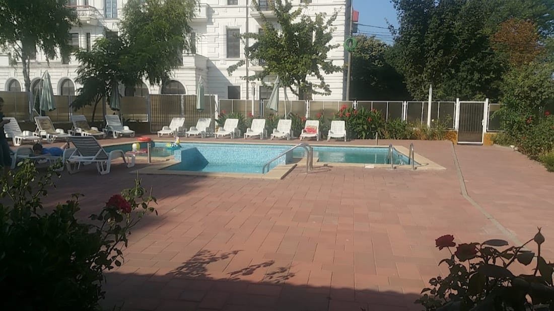Hotel Naparis 2