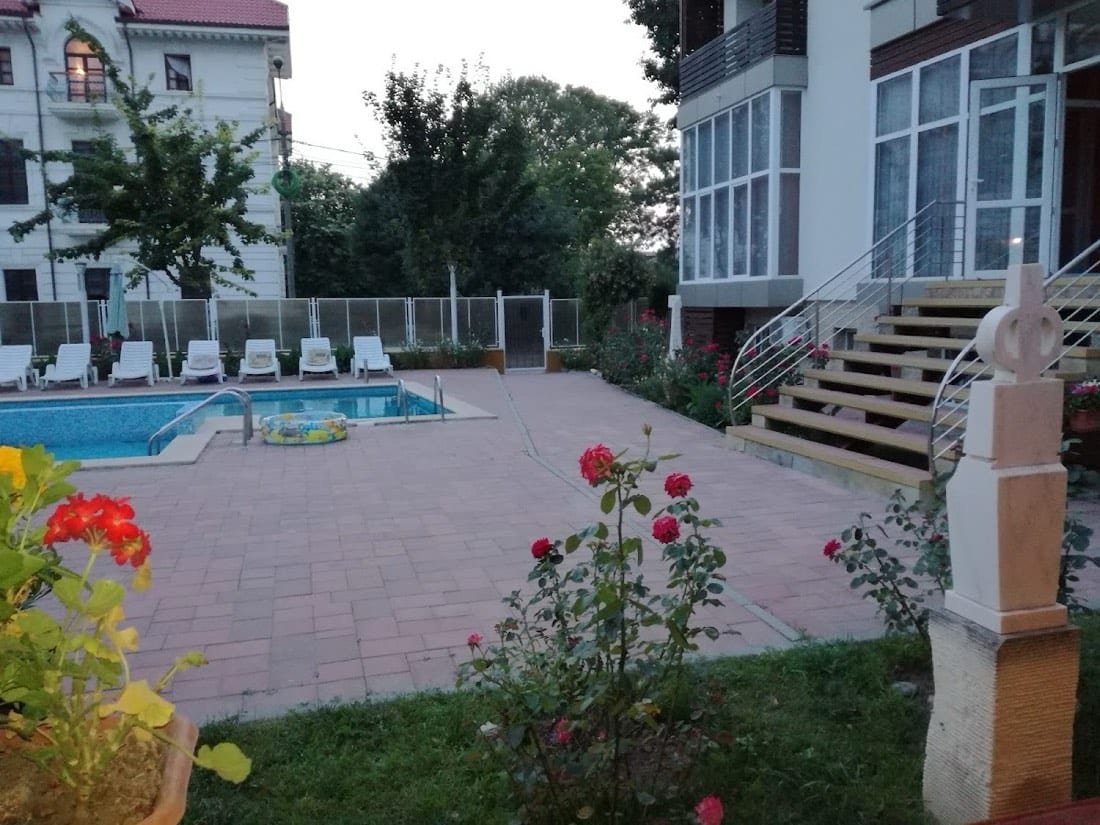Hotel Naparis 3