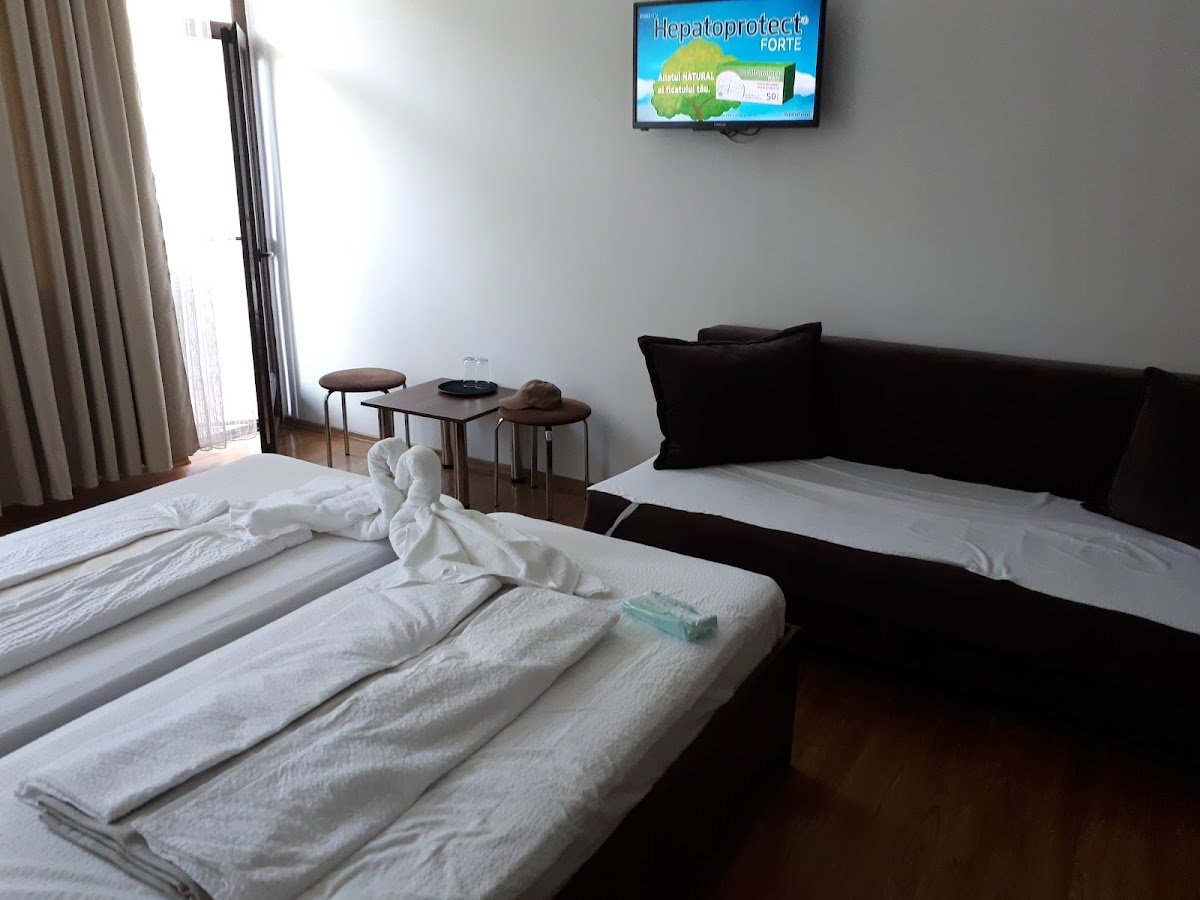 Hotel paradox 2