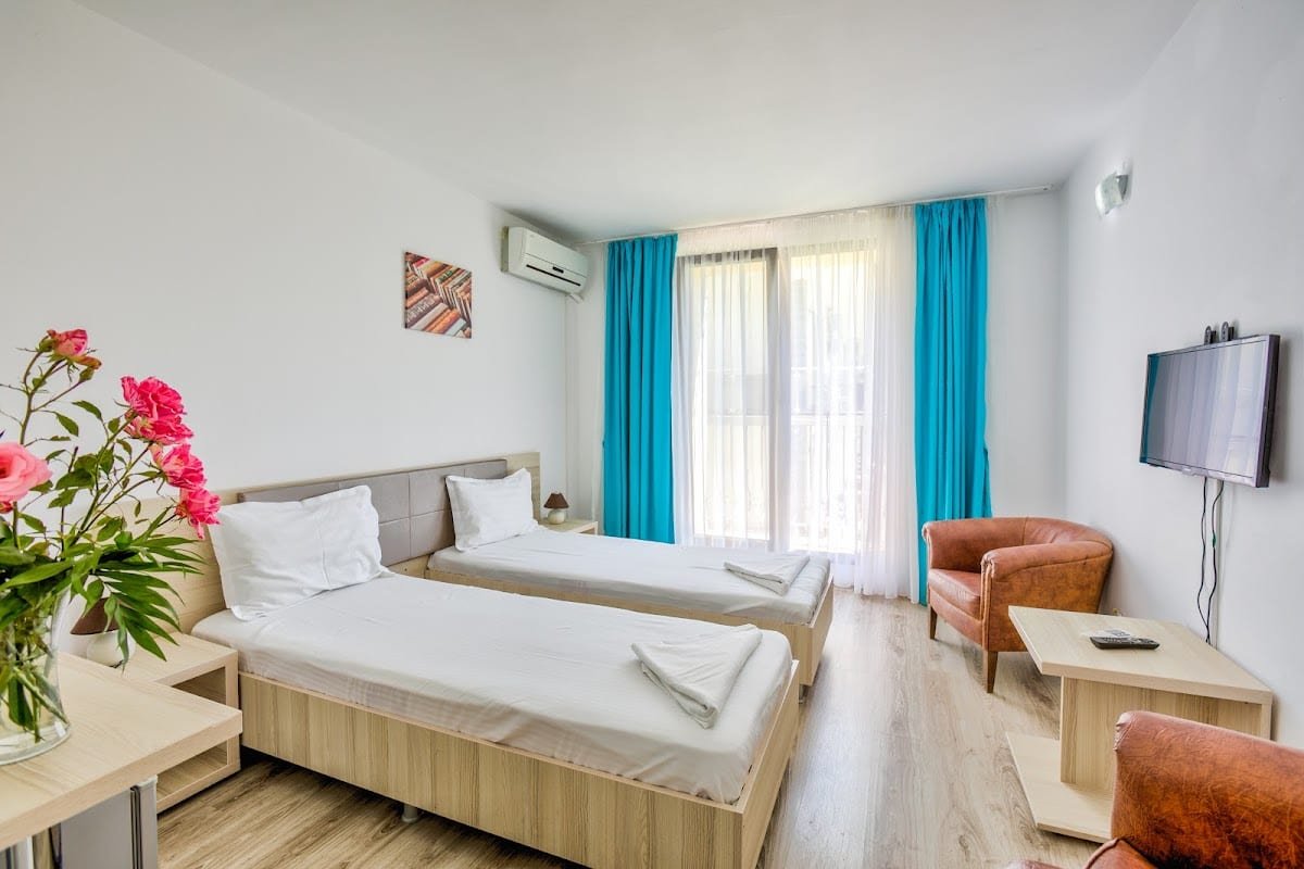 Hotel Q 3