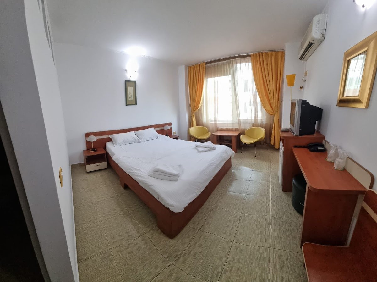 Hotel Traian 2