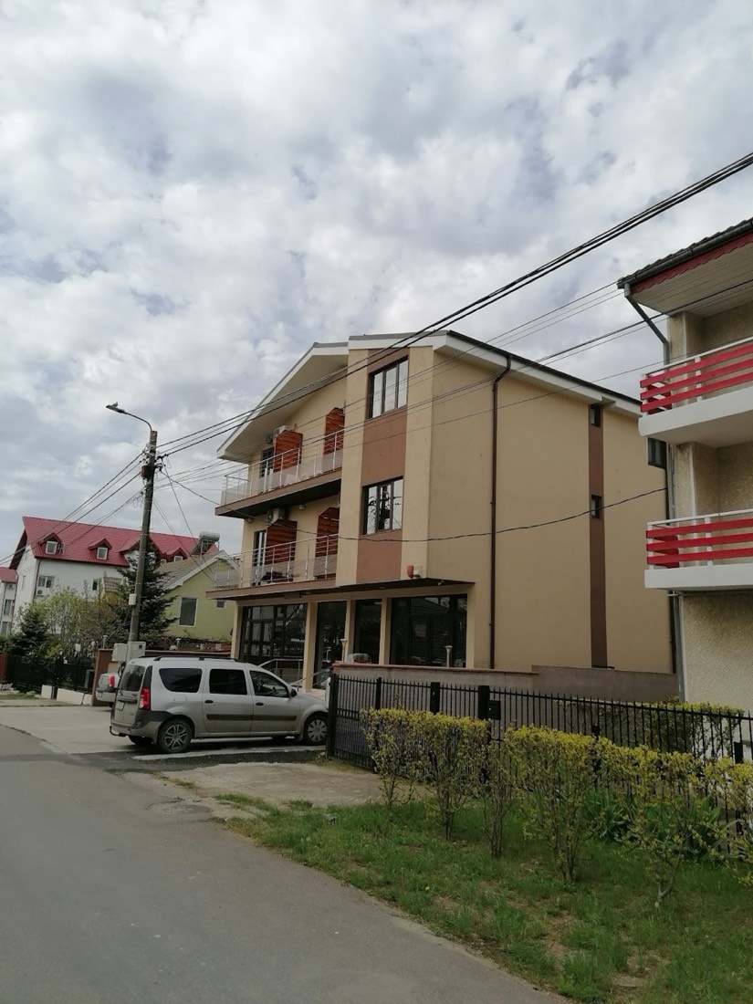 Razvan Holiday