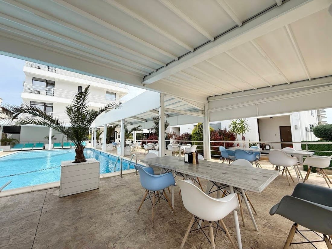 Resort Leon Beach 3