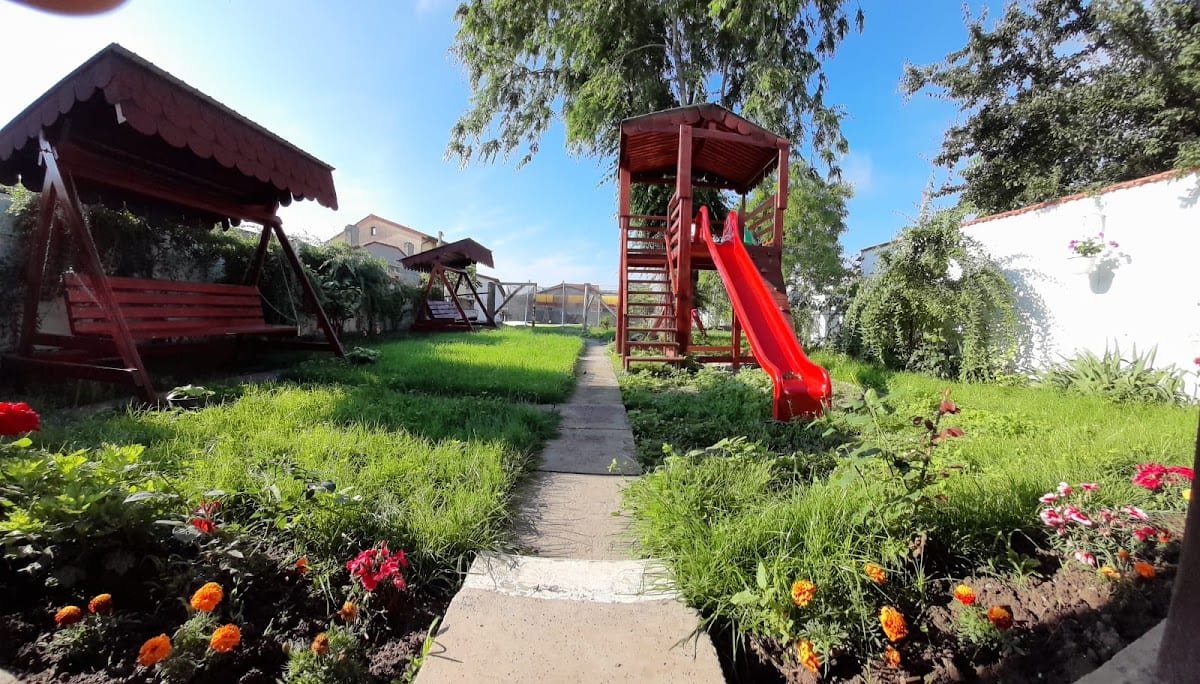 VILA MIRALEX