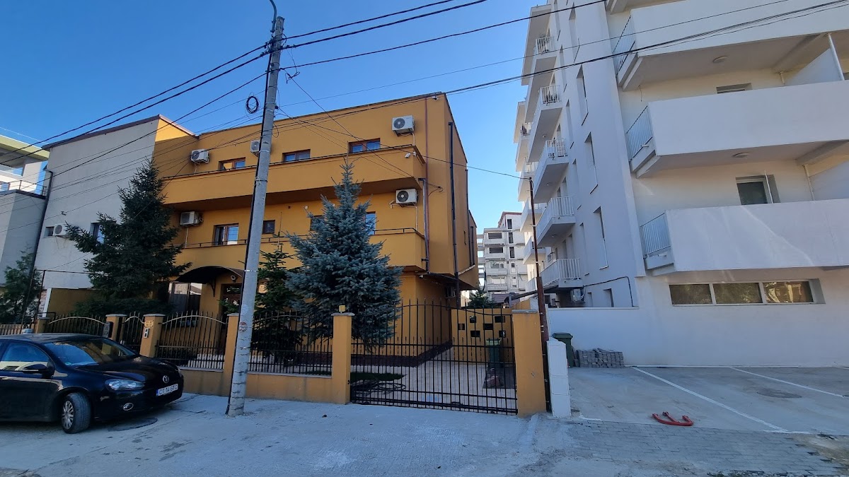 Vila Nicola