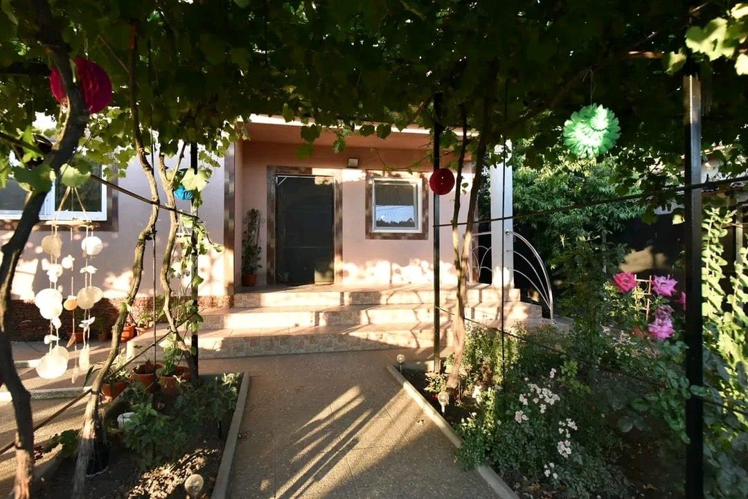 Vila si casa Kara 3