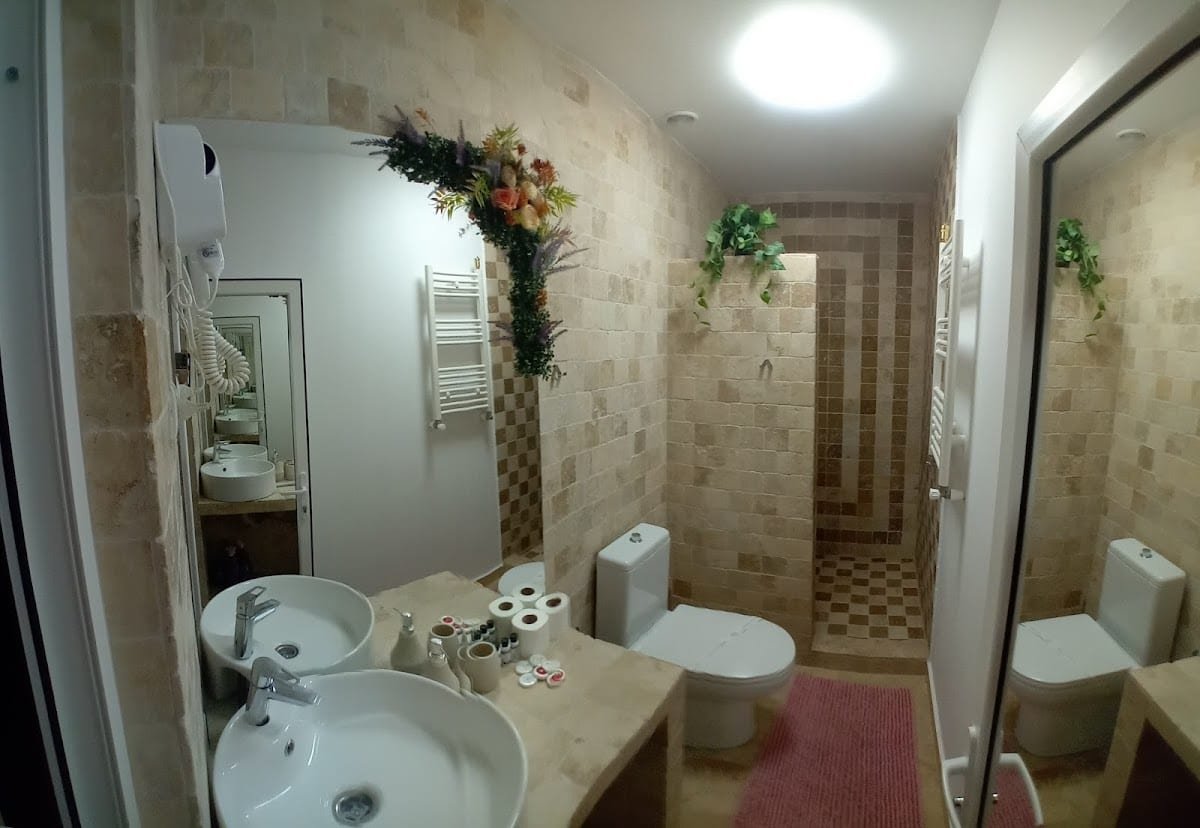 VILA THEO MANGALIA 3