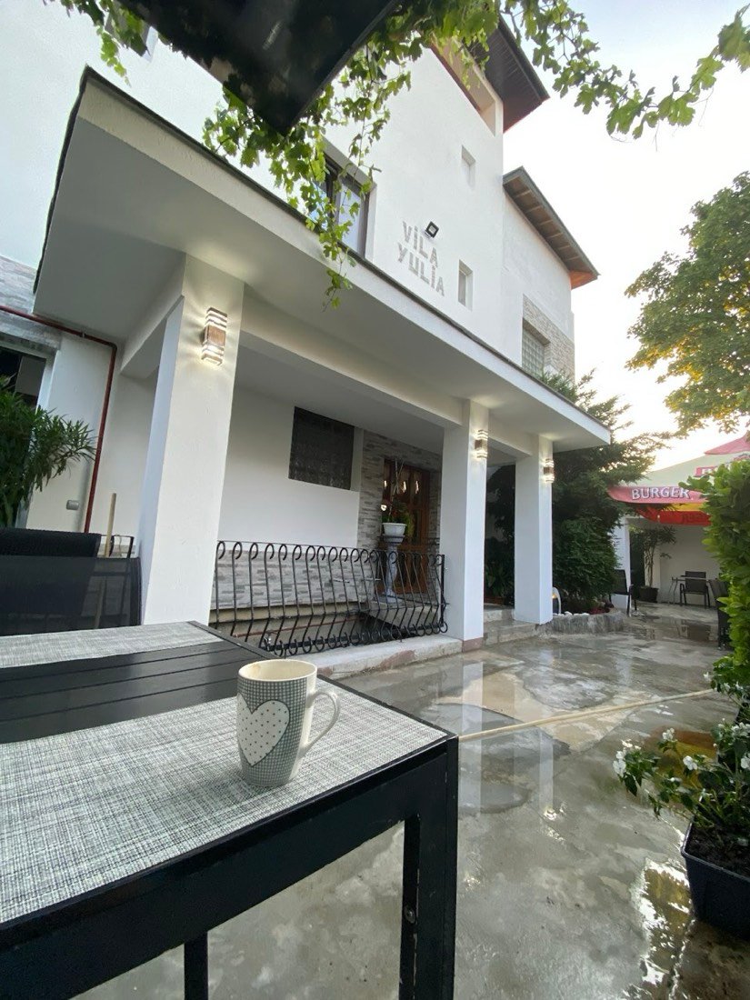 Vila YULIA 3