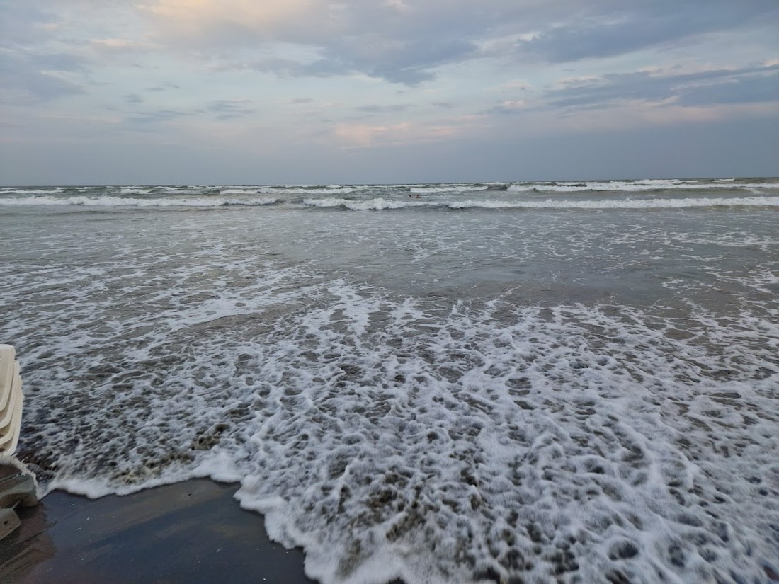Plaja Ale' Beach