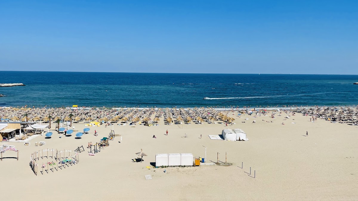 Reyna Beach