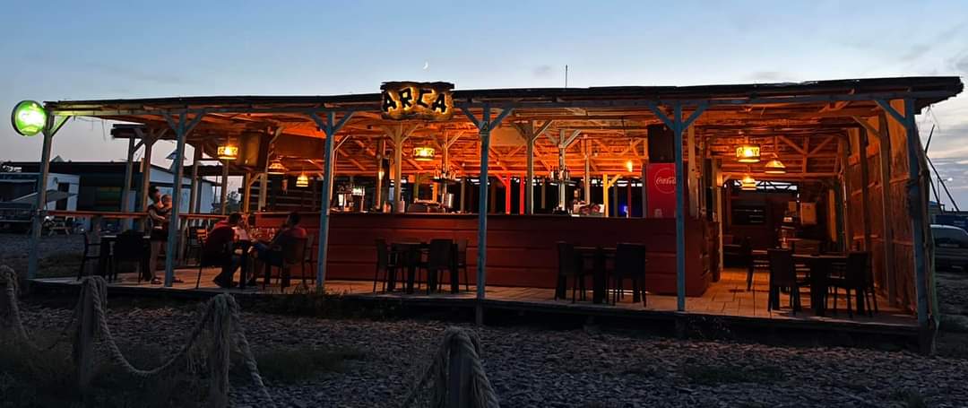 Arca Bar Corbu