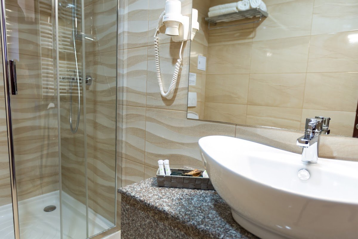 Hotel Bueno • Mamaia 3