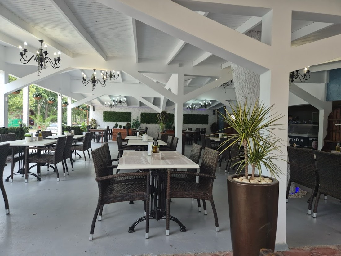 Oasis Restaurant