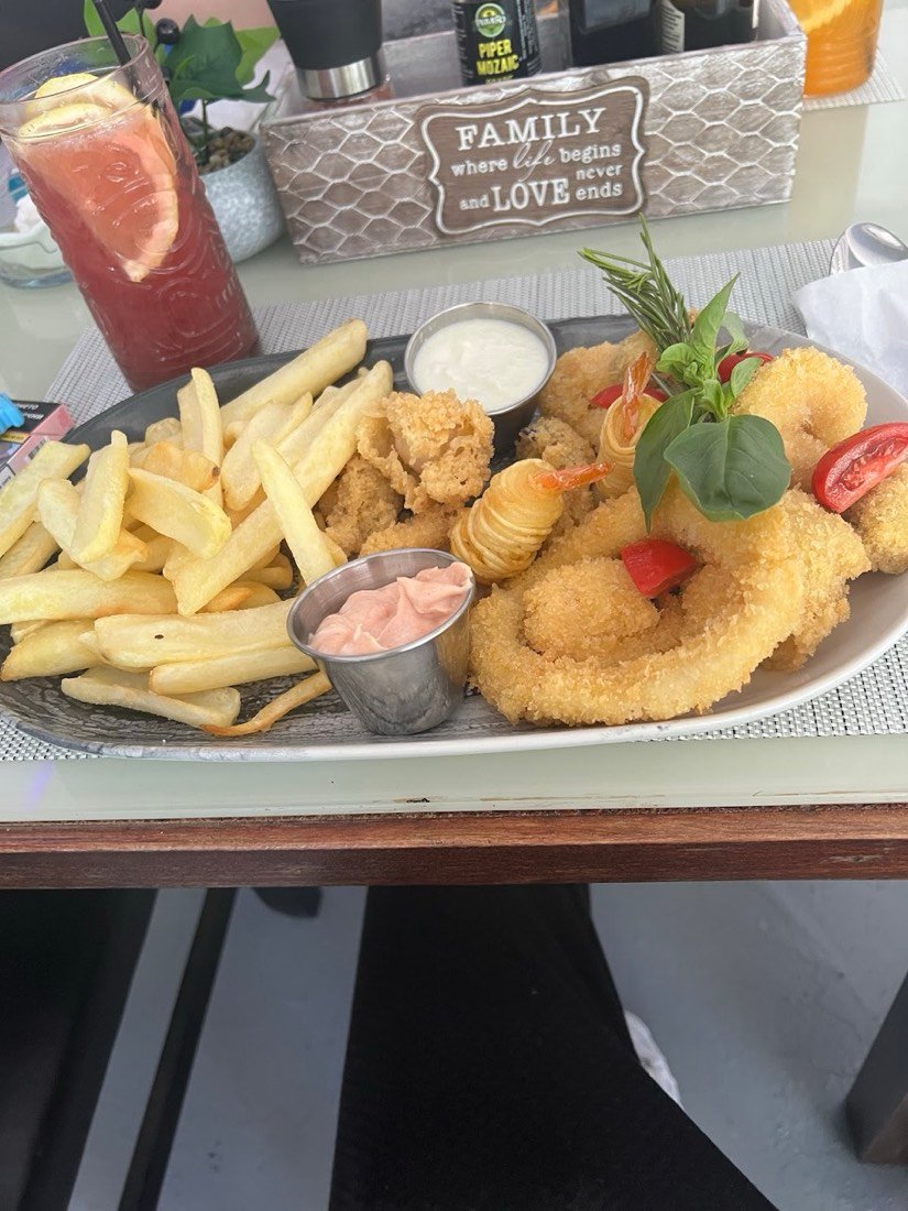 Oasis Restaurant 3