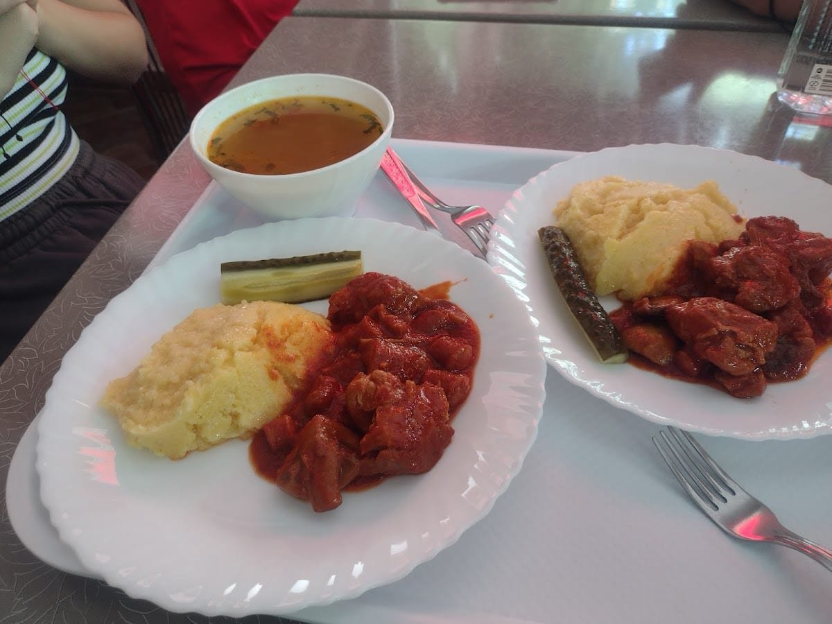 Restaurant 2